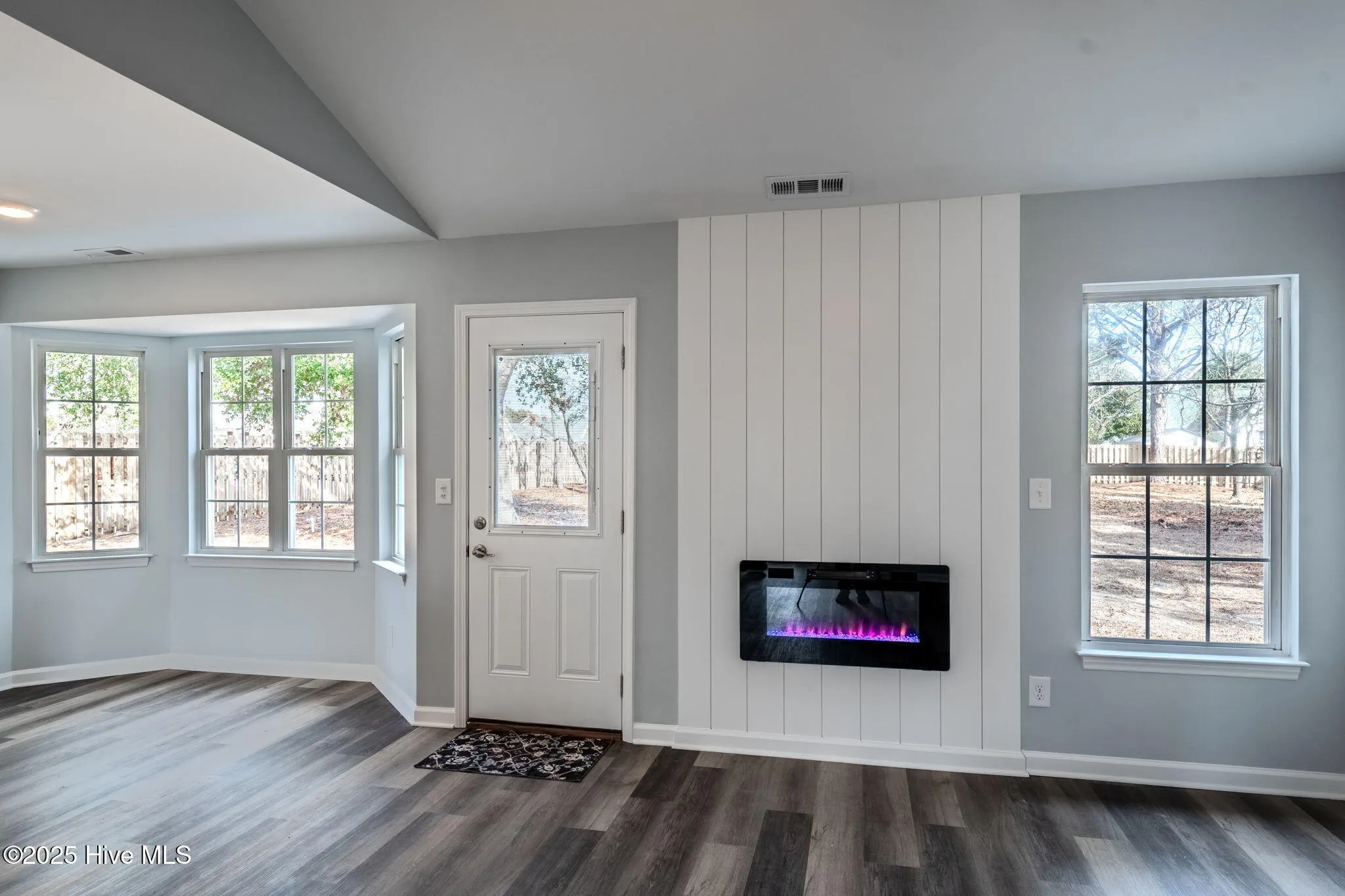 Wilmington, North Carolina 28412, United States, 3 Bedrooms Bedrooms, ,2 BathroomsBathrooms,Residential,Pending,551