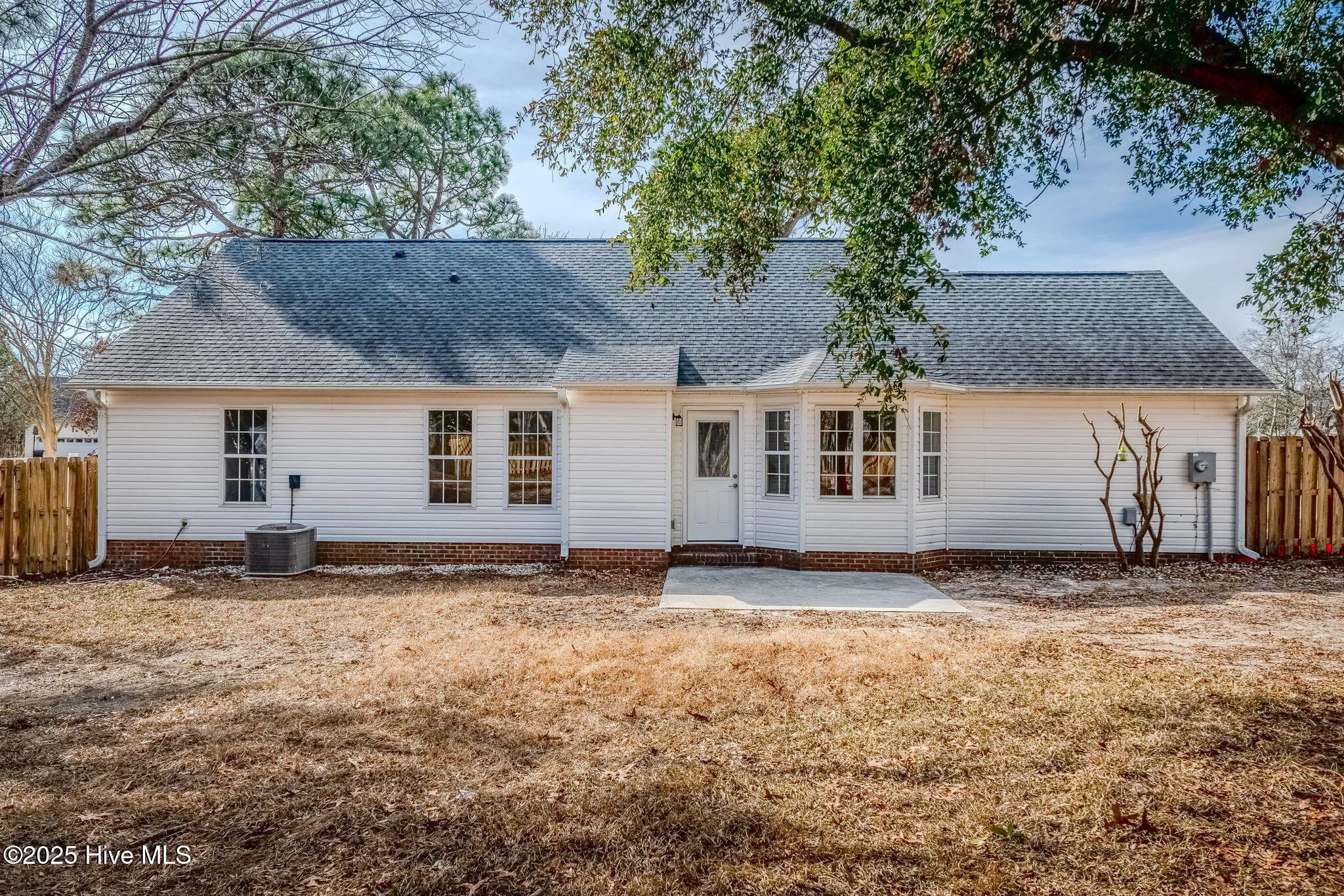 Wilmington, North Carolina 28412, United States, 3 Bedrooms Bedrooms, ,2 BathroomsBathrooms,Residential,Pending,551