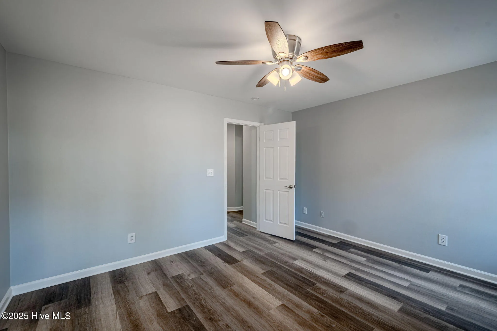 Wilmington, North Carolina 28412, United States, 3 Bedrooms Bedrooms, ,2 BathroomsBathrooms,Residential,Pending,551