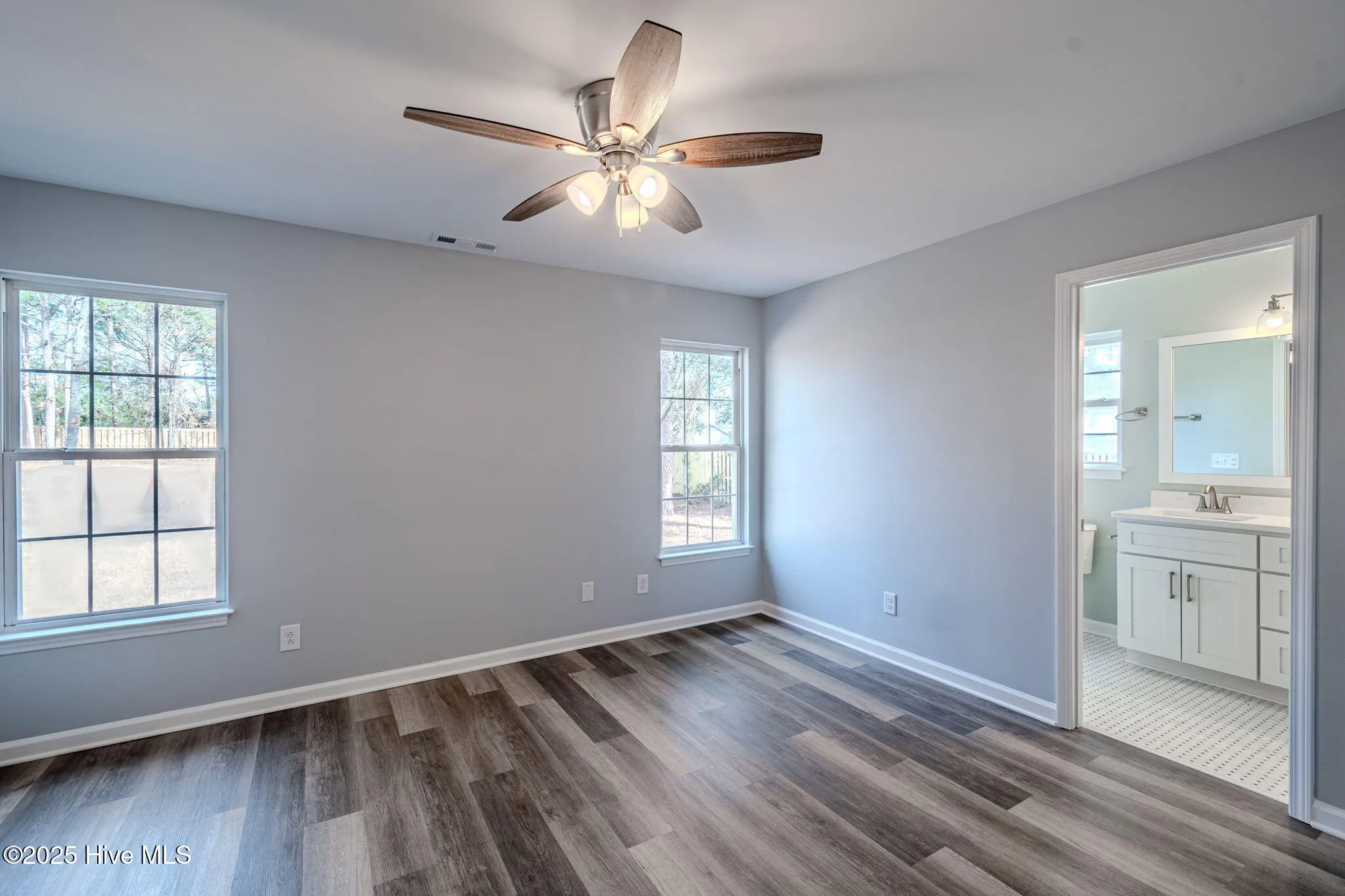 Wilmington, North Carolina 28412, United States, 3 Bedrooms Bedrooms, ,2 BathroomsBathrooms,Residential,Pending,551