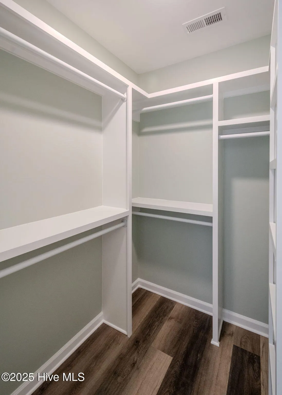 Wilmington, North Carolina 28412, United States, 3 Bedrooms Bedrooms, ,2 BathroomsBathrooms,Residential,Pending,551