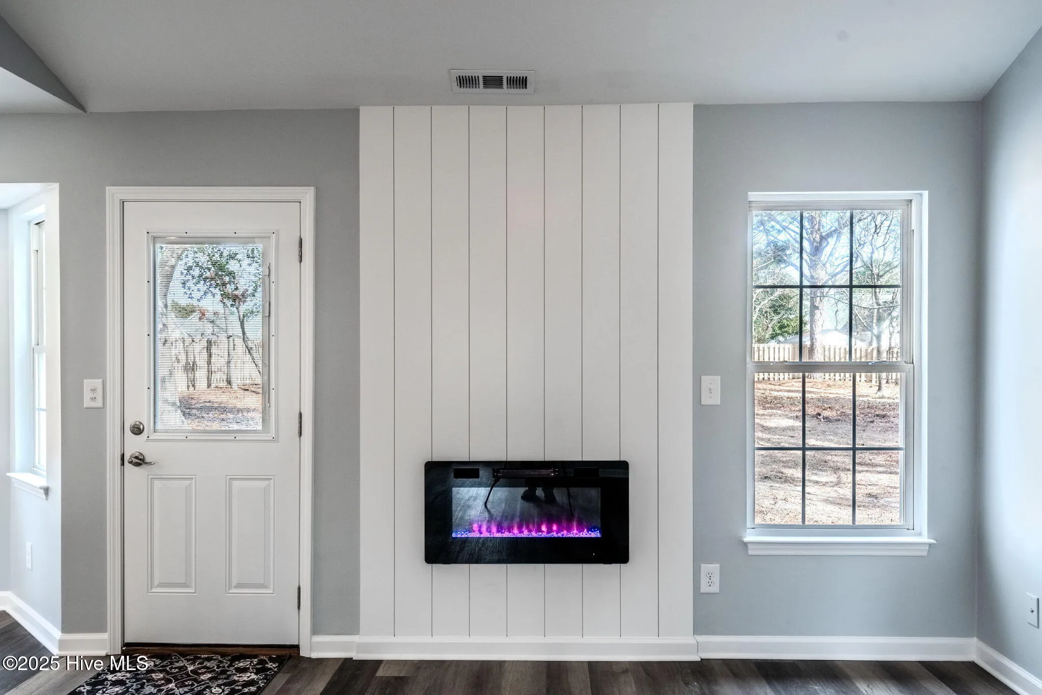 Wilmington, North Carolina 28412, United States, 3 Bedrooms Bedrooms, ,2 BathroomsBathrooms,Residential,Pending,551