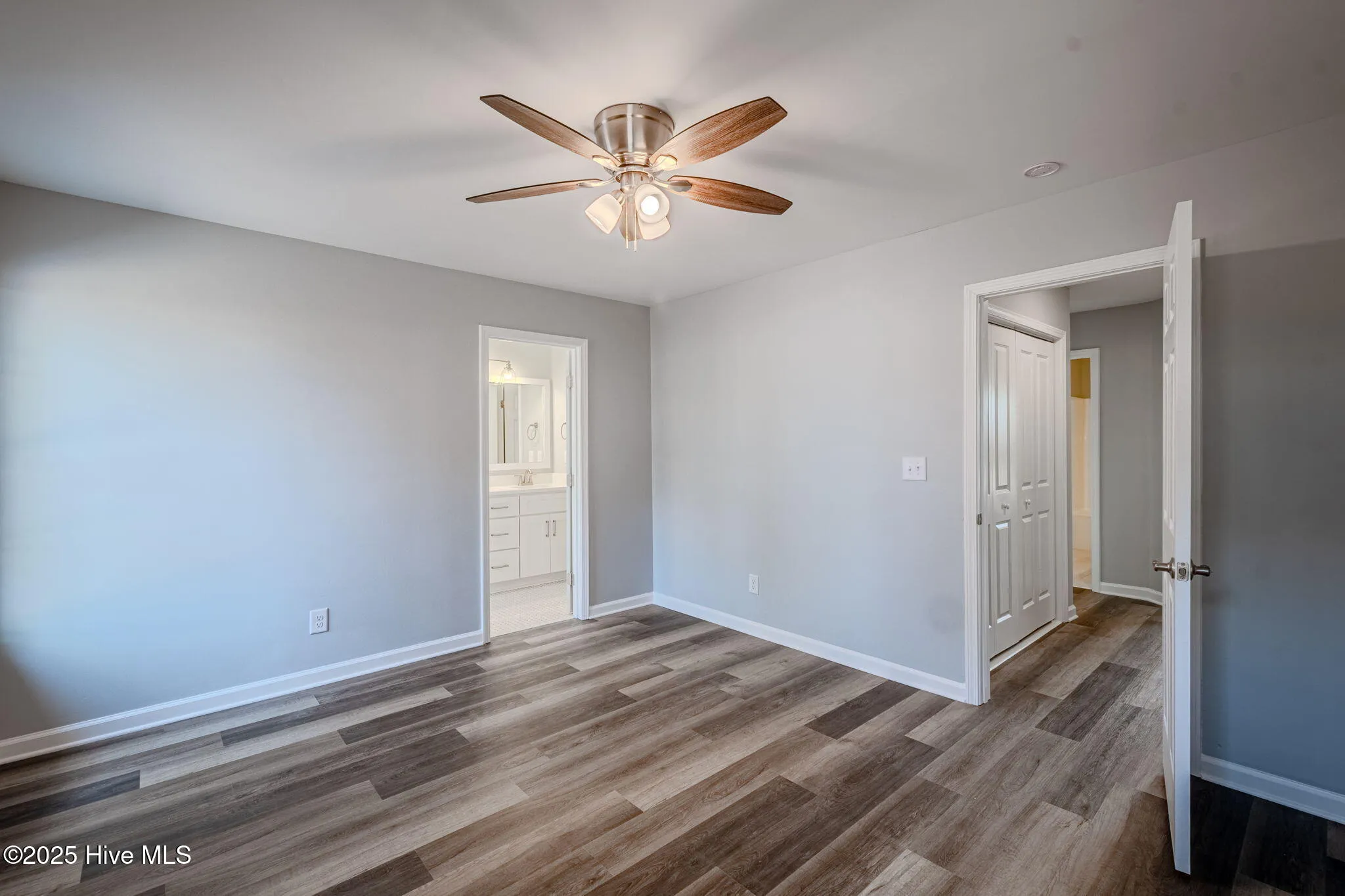 Wilmington, North Carolina 28412, United States, 3 Bedrooms Bedrooms, ,2 BathroomsBathrooms,Residential,Pending,551