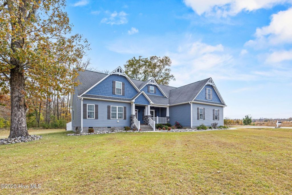 Photo of 201 Cypress Branch Way, Jacksonville, NC 28540 (MLS # 100542328)