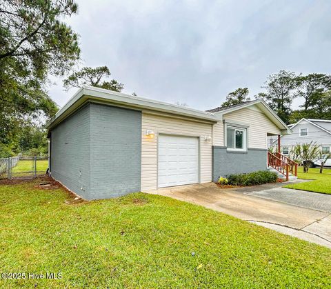 Tiny photo for 15 Edith Drive, Jacksonville, NC 28540 (MLS # 100535967)