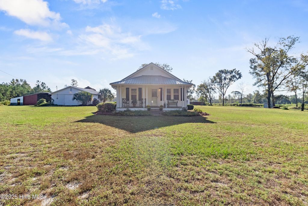 Photo of 3763 Bell Williams Road, Currie, NC 28435 (MLS # 100532254)