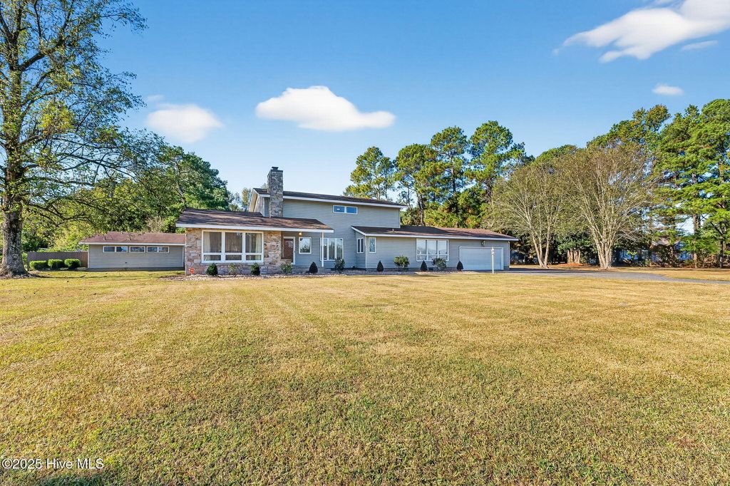 Photo of 329 Ditchbank Road, Goldsboro, NC 27534 (MLS # 100536998)