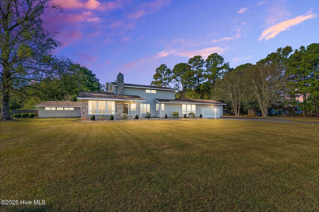 Photo of 329 Ditchbank Road, Goldsboro, NC 27534 (MLS # 100536998)