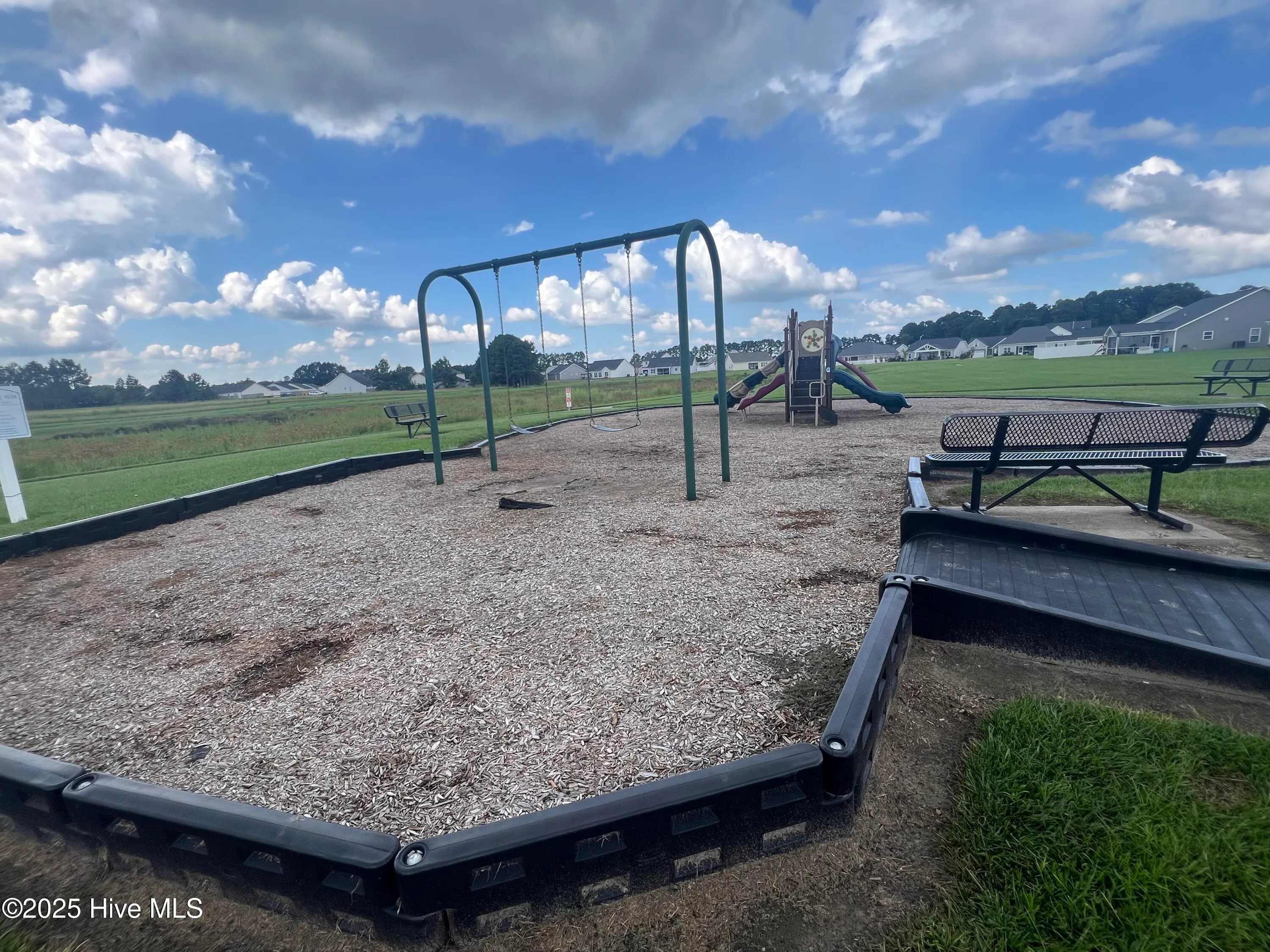 Winterville, North Carolina 28590, United States, 4 Bedrooms Bedrooms, ,2 BathroomsBathrooms,Residential,Active,210304