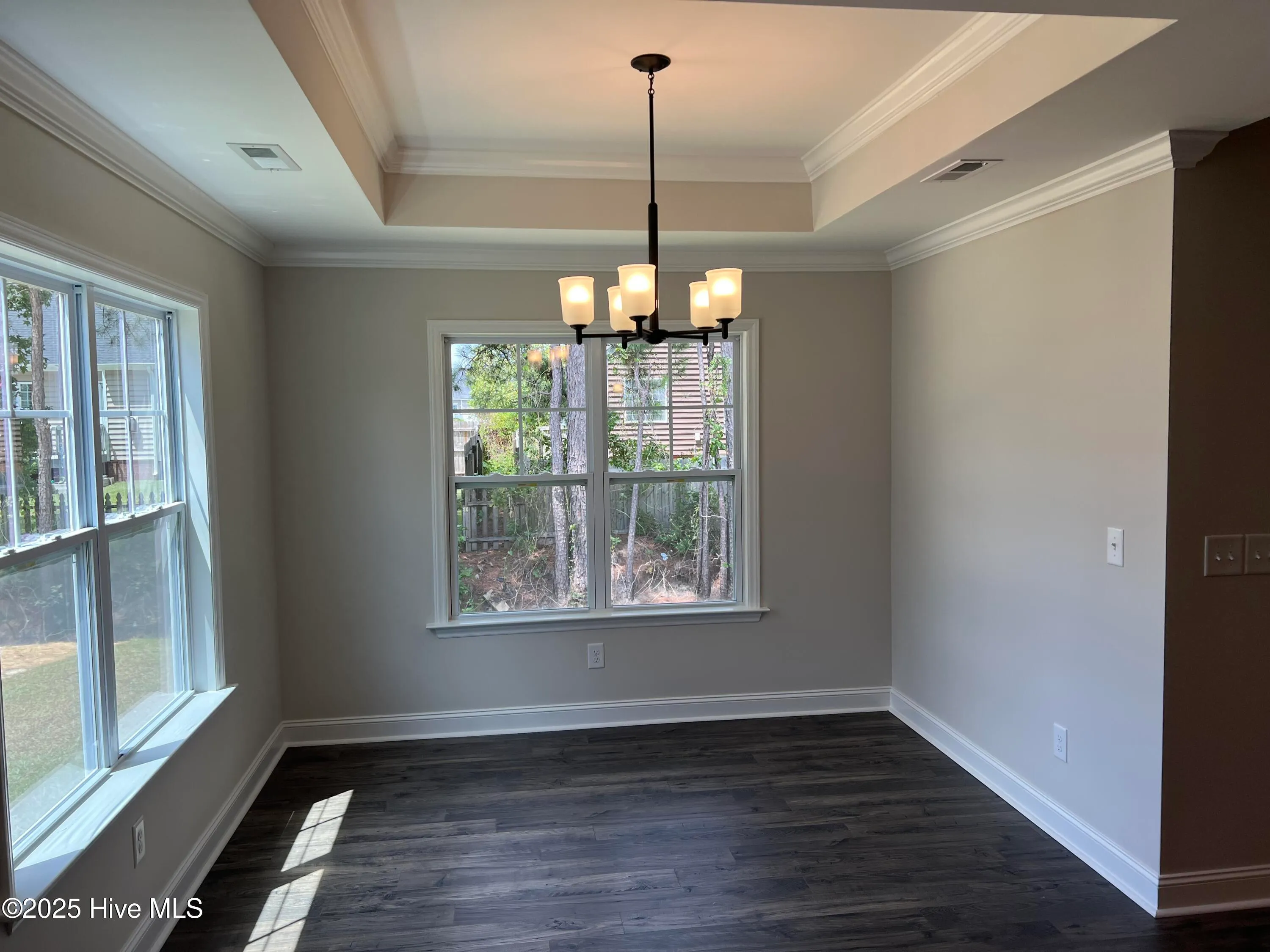 Winterville, North Carolina 28590, United States, 4 Bedrooms Bedrooms, ,2 BathroomsBathrooms,Residential,Active,210304