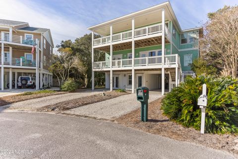 A home in Kure Beach