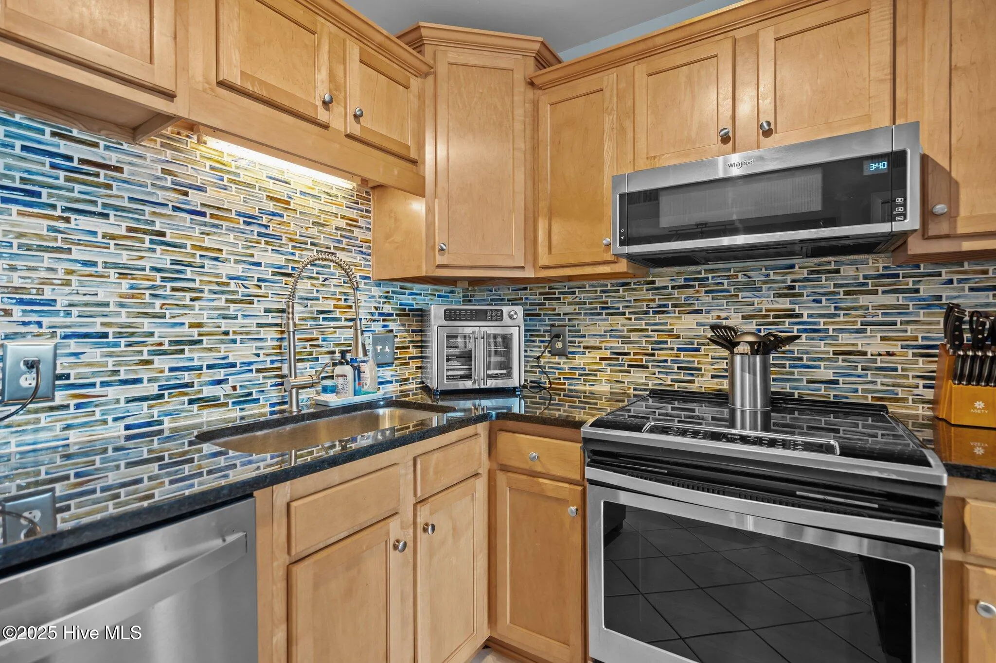 Carolina Beach, North Carolina 28428, United States, 1 Bedroom Bedrooms, ,1 BathroomBathrooms,Residential,Active,104828