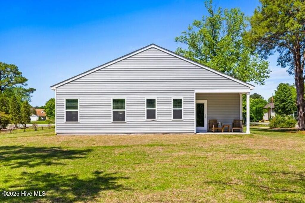 Photo of 129 Maymont St Nw St, Supply, NC 28462 (MLS # 100521920)