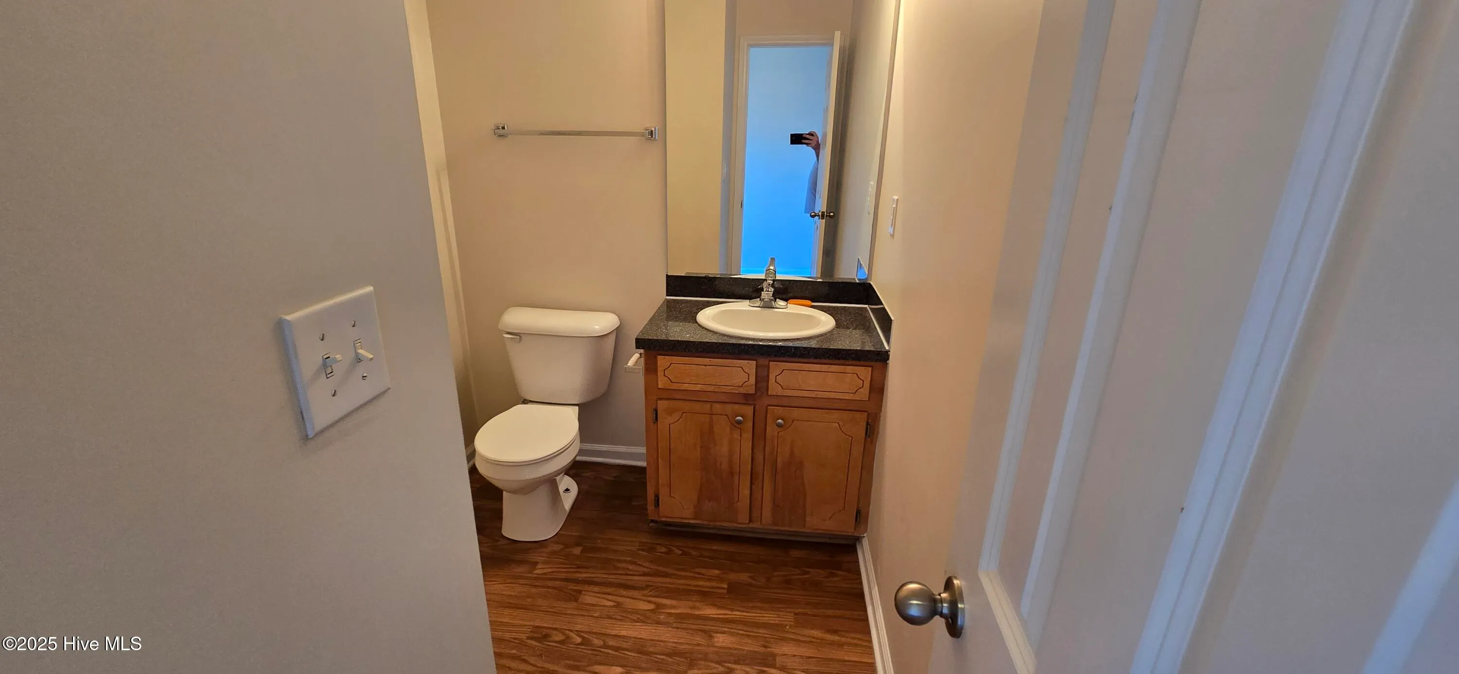 Greenville, North Carolina 27834, United States, 3 Bedrooms Bedrooms, ,3 BathroomsBathrooms,Residential,Active,88499