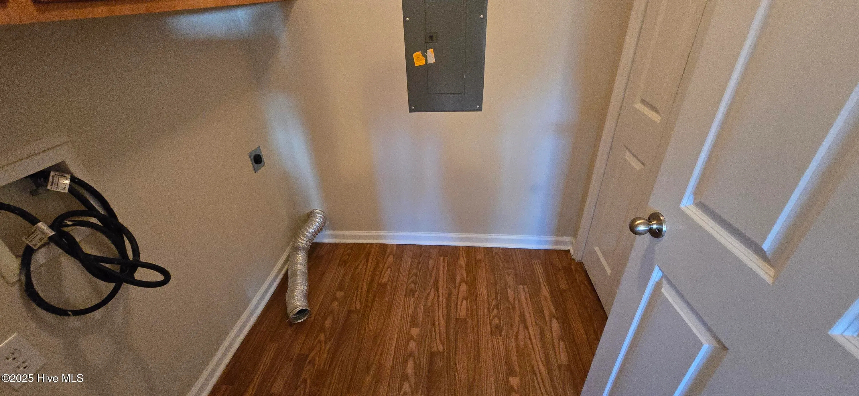 Greenville, North Carolina 27834, United States, 3 Bedrooms Bedrooms, ,3 BathroomsBathrooms,Residential,Active,88499