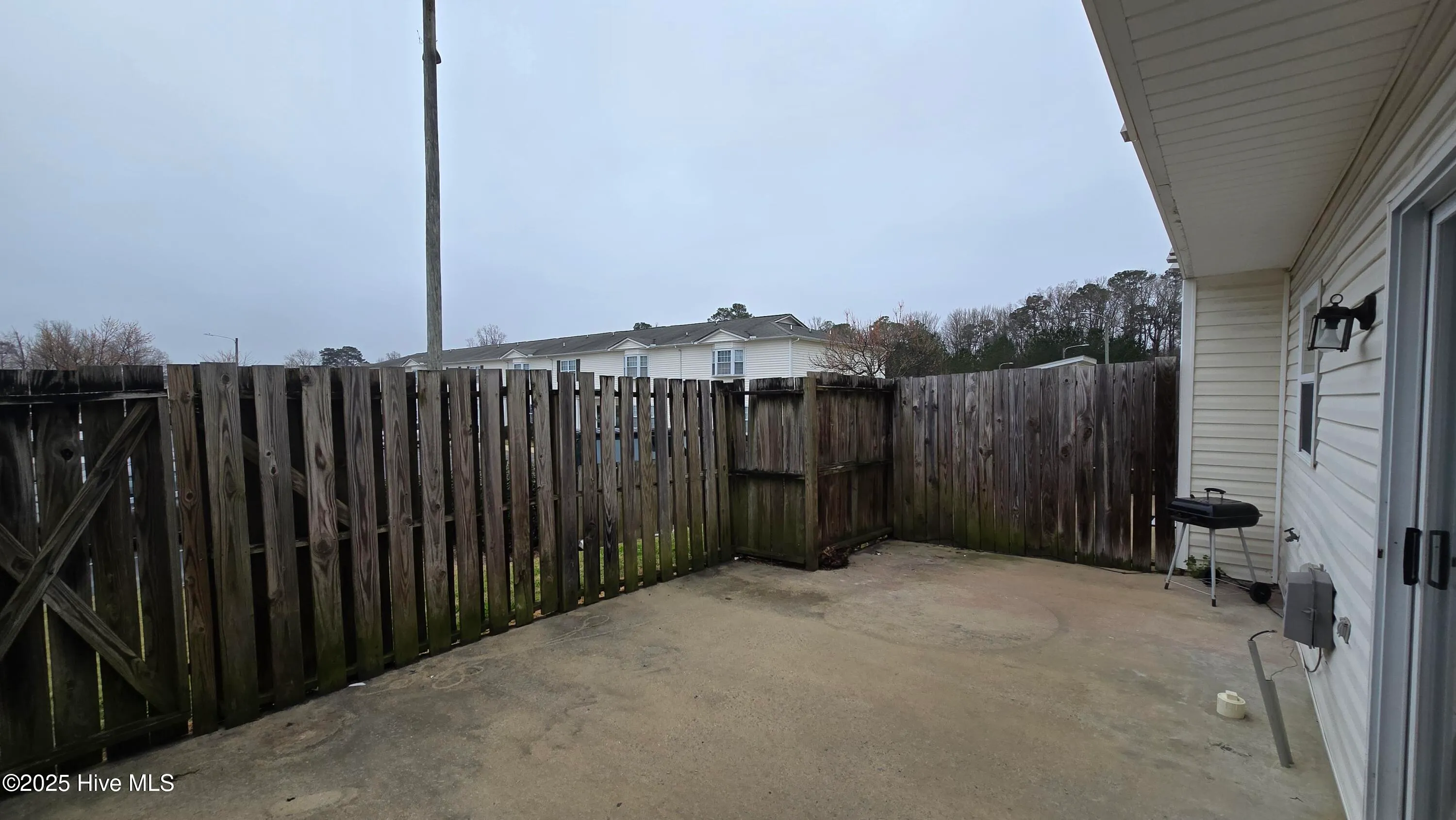 Greenville, North Carolina 27834, United States, 3 Bedrooms Bedrooms, ,3 BathroomsBathrooms,Residential,Active,88499