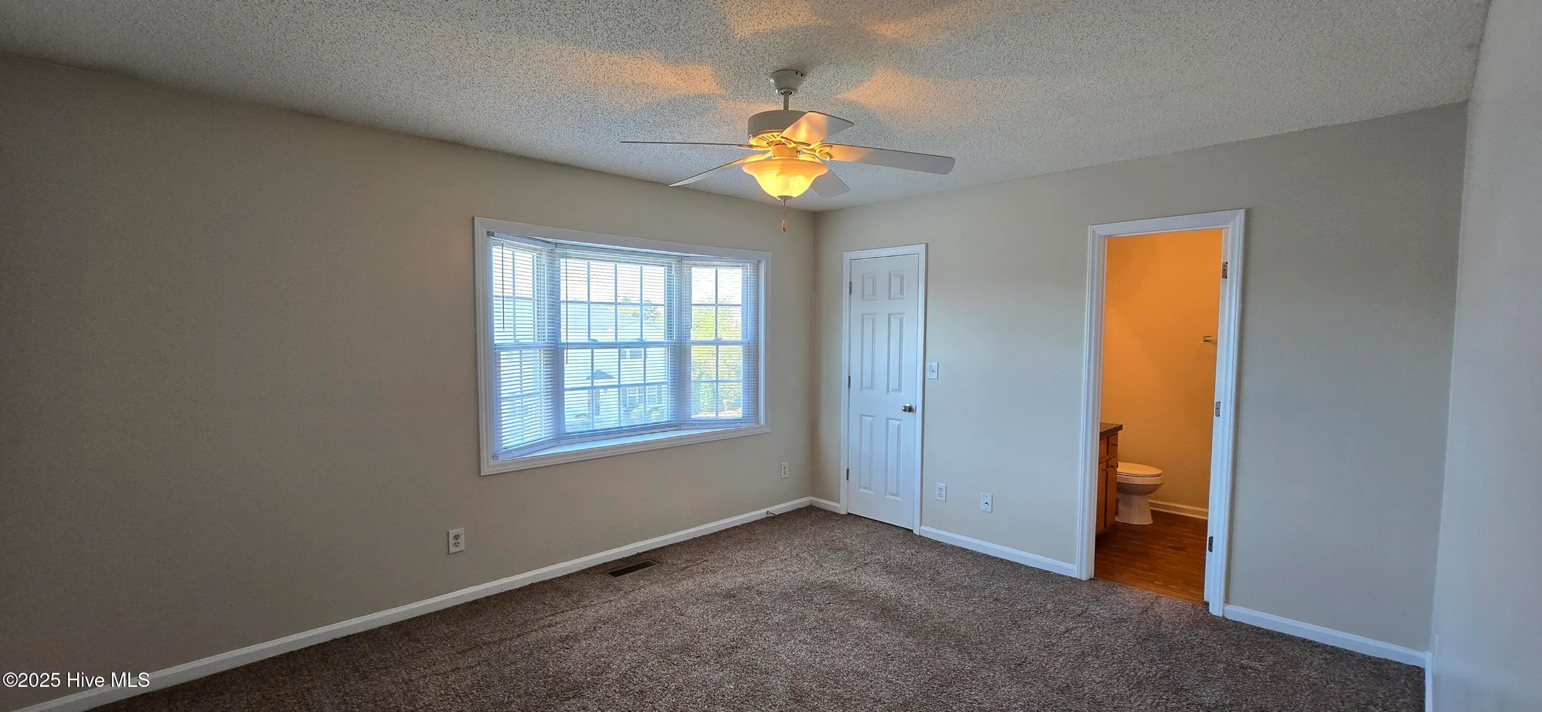 Greenville, North Carolina 27834, United States, 3 Bedrooms Bedrooms, ,3 BathroomsBathrooms,Residential,Active,88499