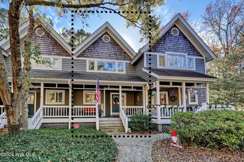 MLS: 100480641