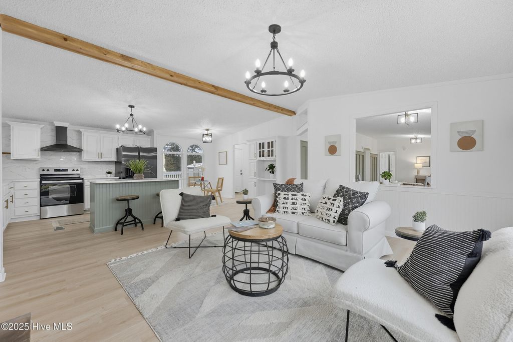 Photo of 1391 Schoolhouse Road, Elizabeth City, NC 27909 (MLS # 100533610)