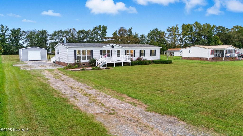 Photo of 1391 Schoolhouse Road, Elizabeth City, NC 27909 (MLS # 100533610)