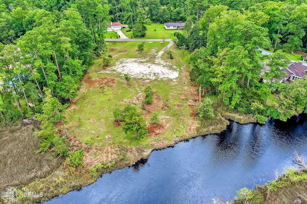 Photo of 241 Thomas Drive, Shallotte, NC 28470 (MLS # 100530955)