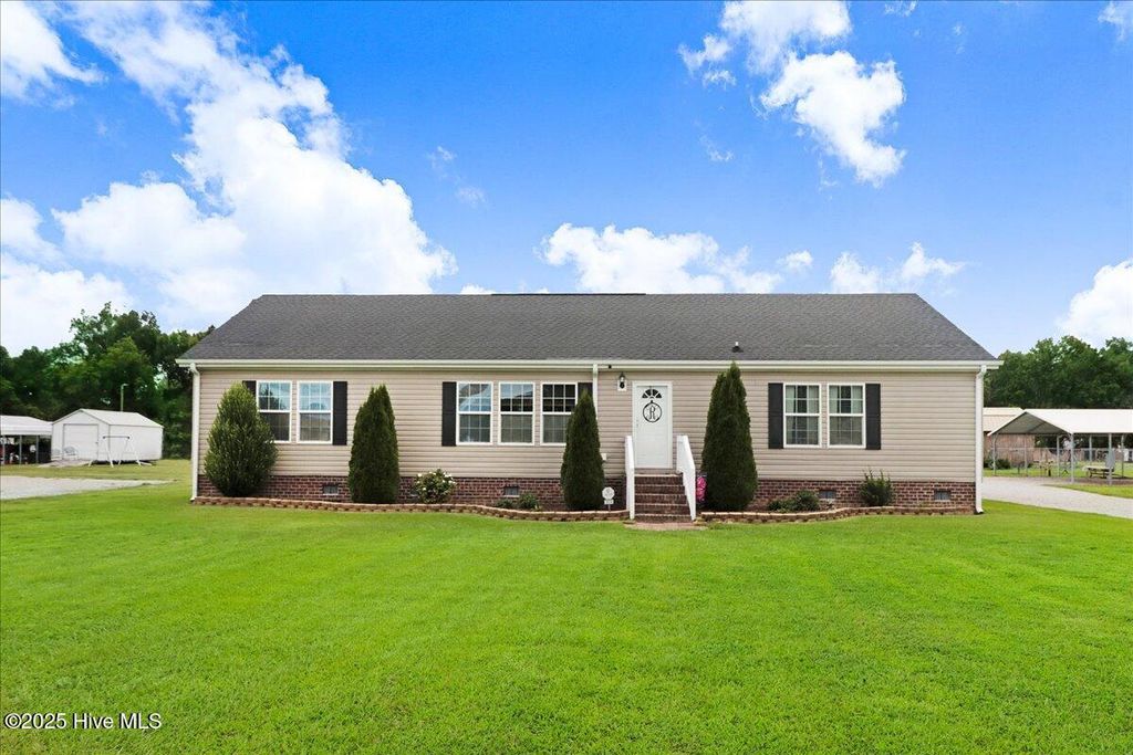 Photo of 3810 Coldwater Creek Drive, Grifton, NC 28530 (MLS # 100524688)