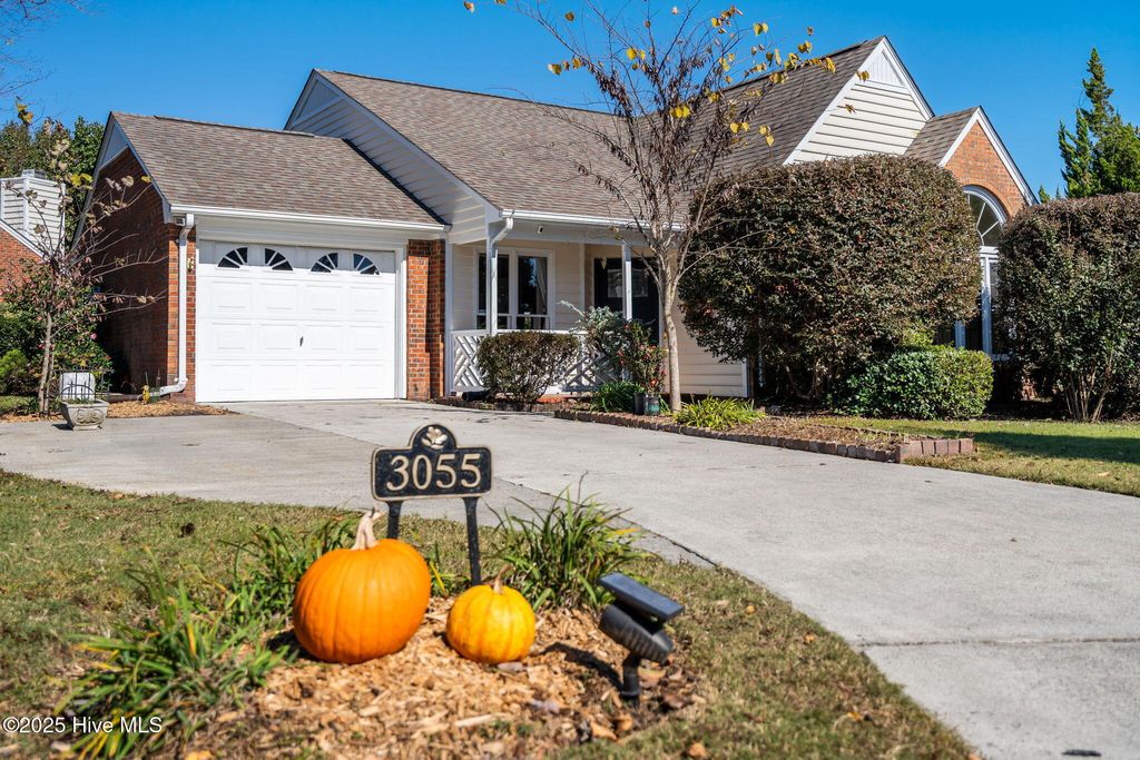 Photo of 3055 Weatherby Court, Wilmington, NC 28405 (MLS # 100539124)