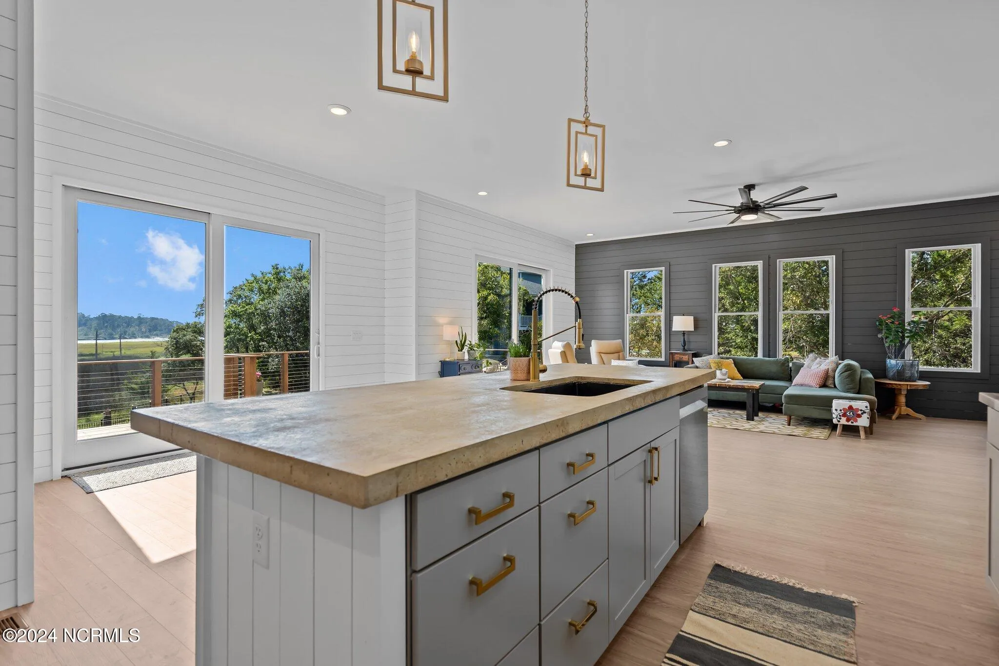 Wilmington, North Carolina 28412, United States, 3 Bedrooms Bedrooms, ,3 BathroomsBathrooms,Residential,Active,35618