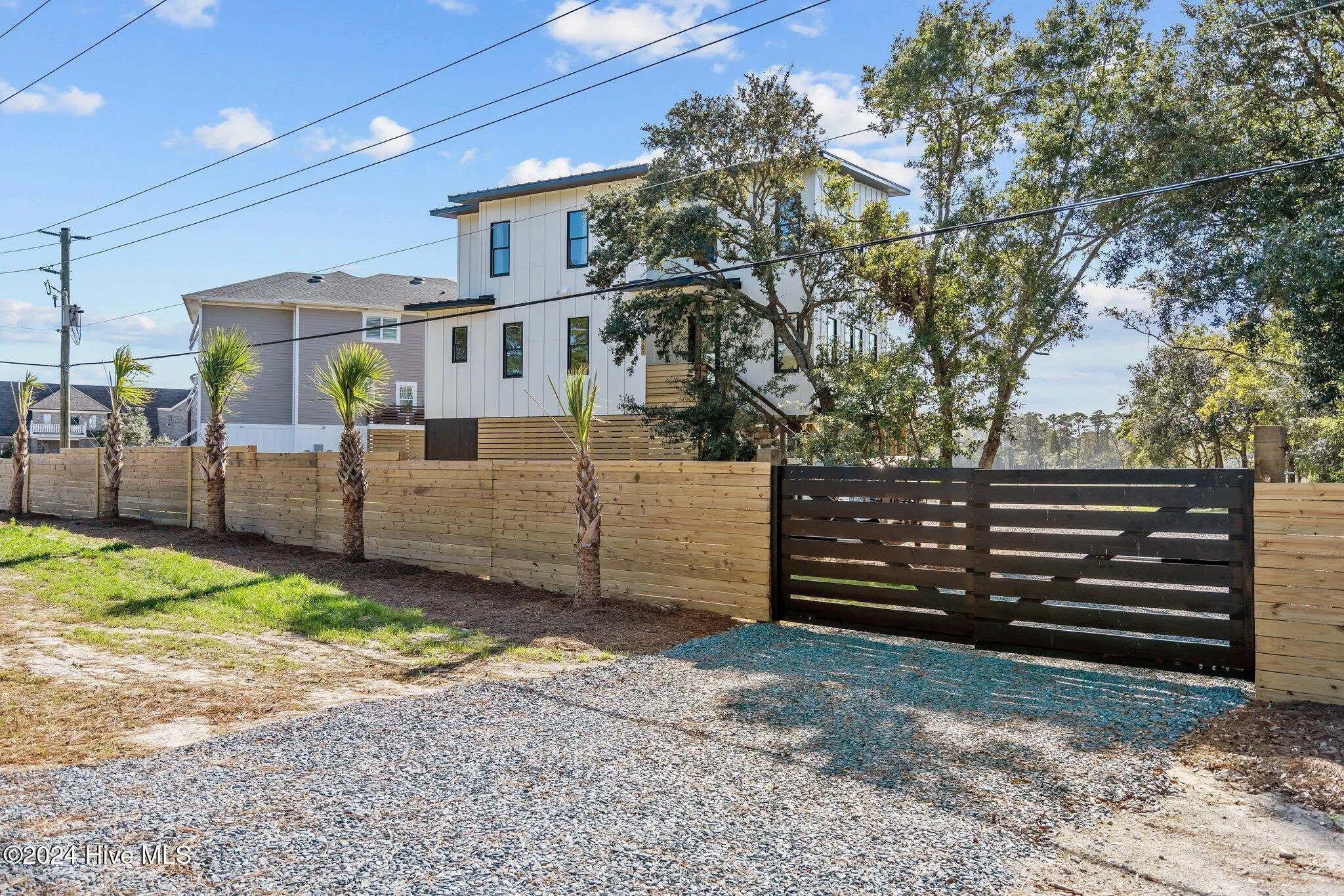 Wilmington, North Carolina 28412, United States, 3 Bedrooms Bedrooms, ,3 BathroomsBathrooms,Residential,Active,35618