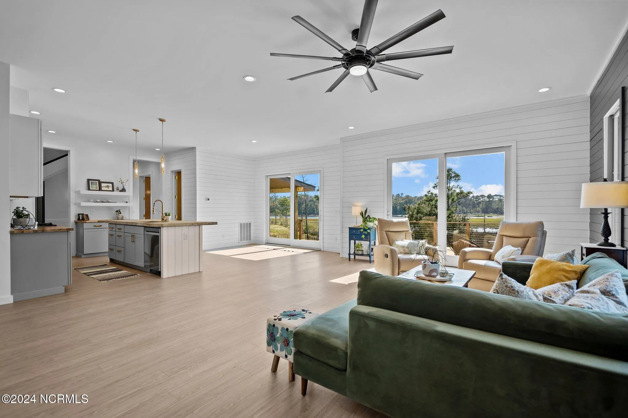 Wilmington, North Carolina 28412, United States, 3 Bedrooms Bedrooms, ,3 BathroomsBathrooms,Residential,Active,35618