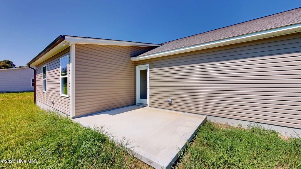 Photo of 1366 St John Church Road, La Grange, NC 28551 (MLS # 100539706)