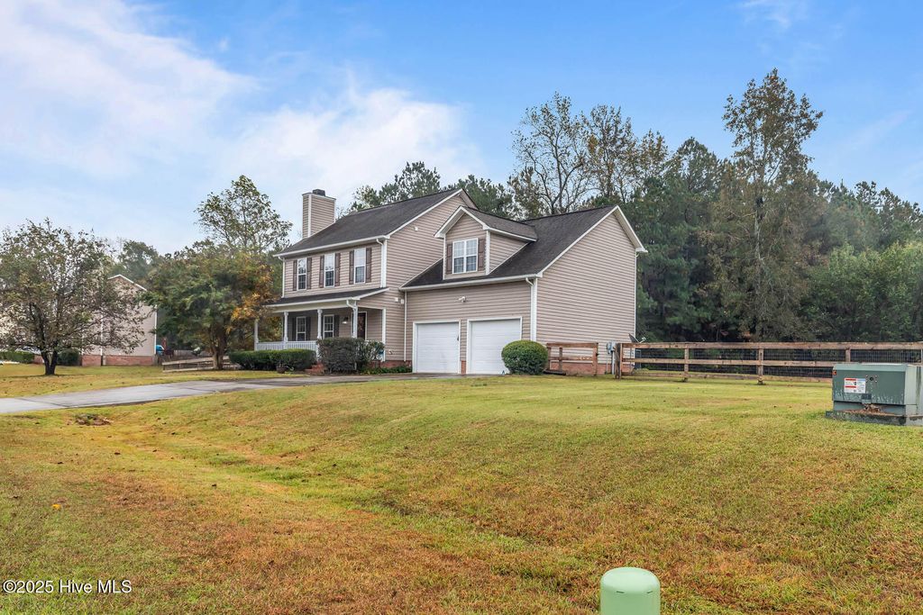 Photo of 202 Wiltshire Court, Jacksonville, NC 28546 (MLS # 100542148)