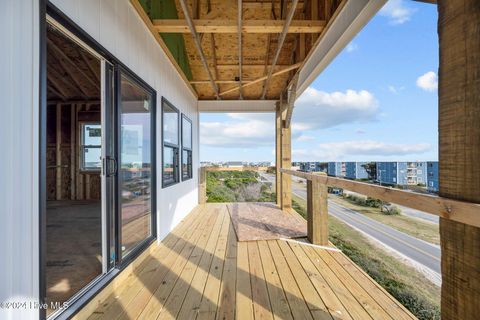 A home in North Topsail Beach