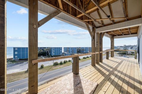 A home in North Topsail Beach