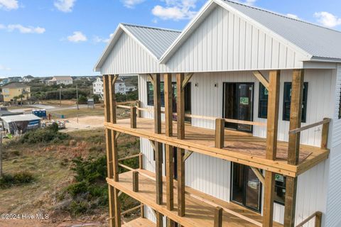 A home in North Topsail Beach