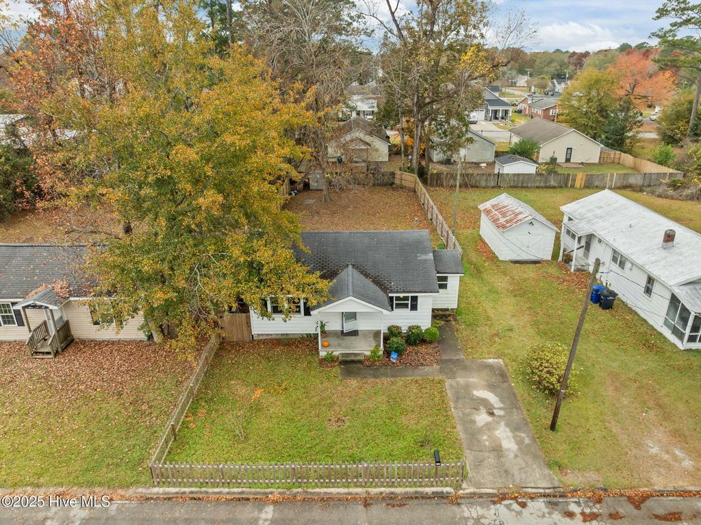 Photo of 127 Moosehart Avenue, Jacksonville, NC 28540 (MLS # 100544141)