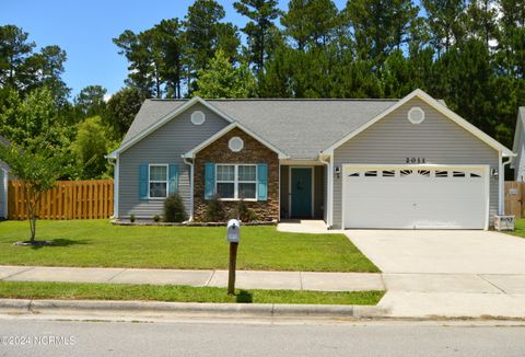 Single Family Residence in Jacksonville NC 2011 Wt Whitehead Drive.jpg