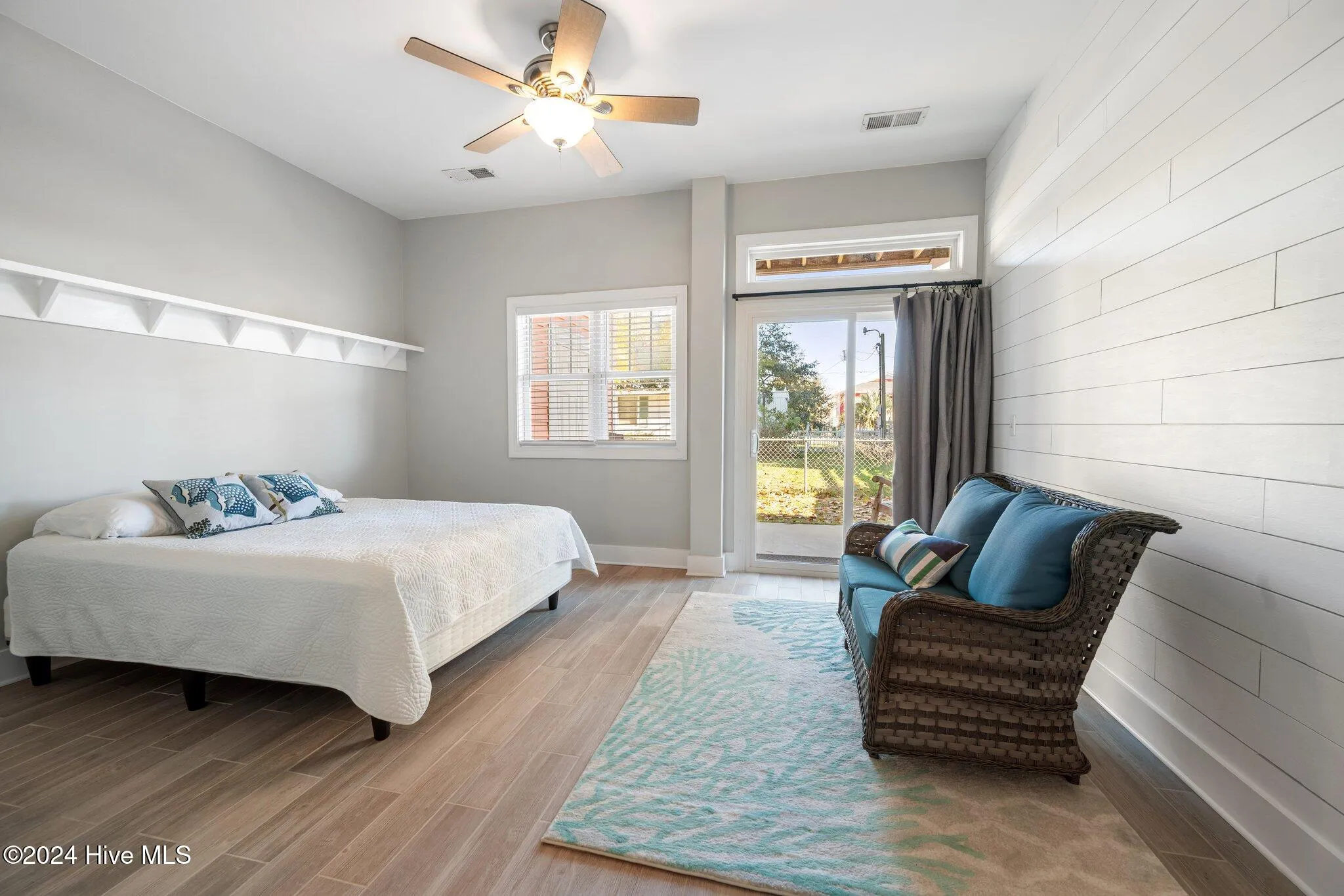 Carolina Beach, North Carolina 28428, United States, 4 Bedrooms Bedrooms, ,4 BathroomsBathrooms,Residential,Active,24542