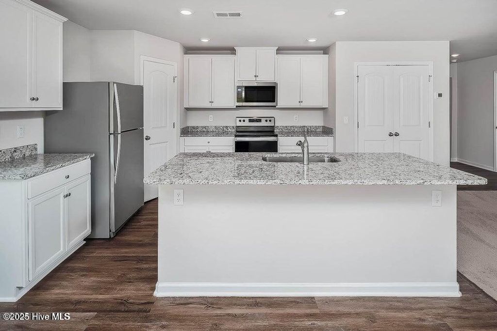 Photo of 1567 Judith Drive SE, Bolivia, NC 28422 (MLS # 100526116)