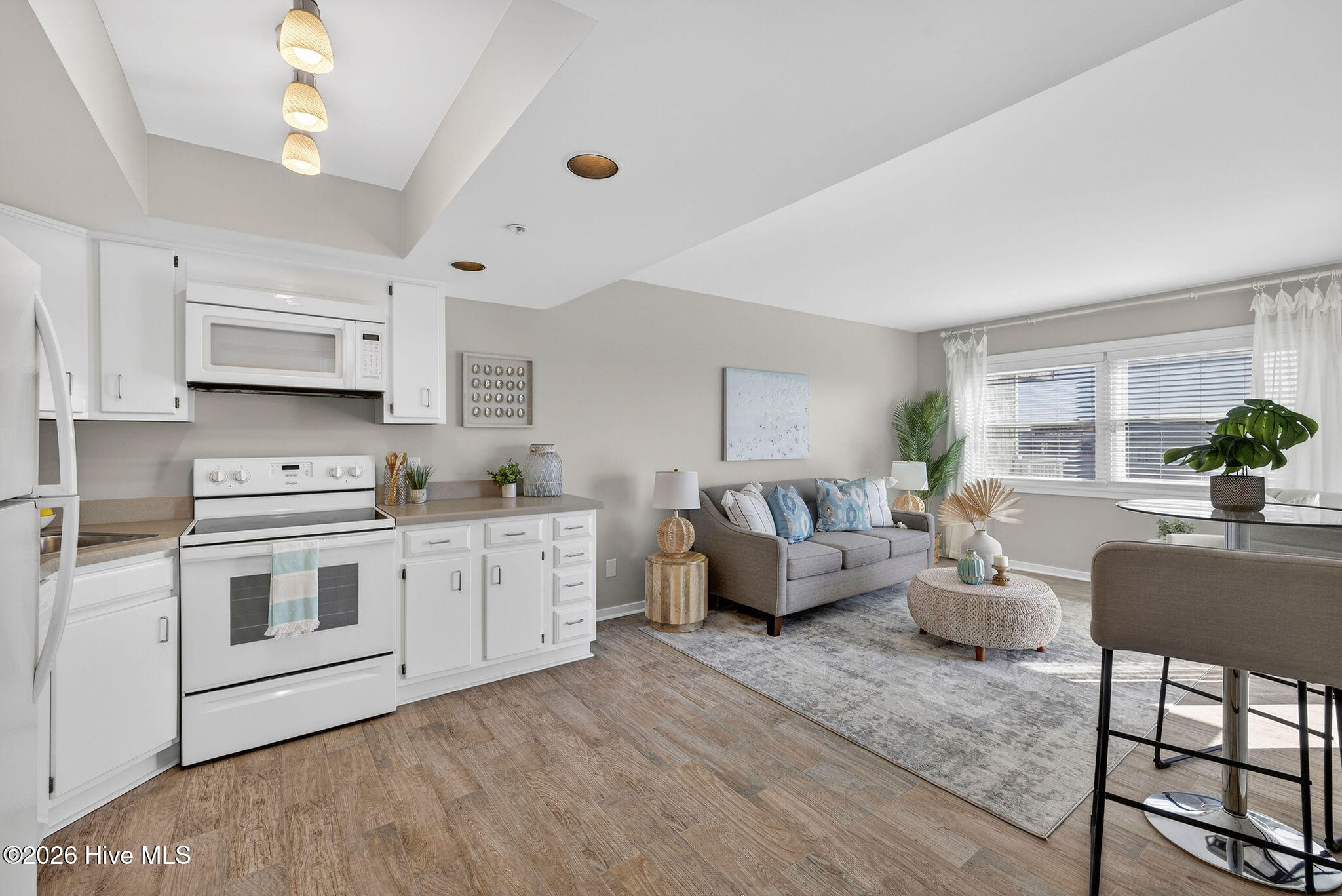 1102 N Lumina Avenue N Apt B3