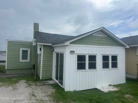 121 Cedar Point Boulevard Cedar Point NC 28584