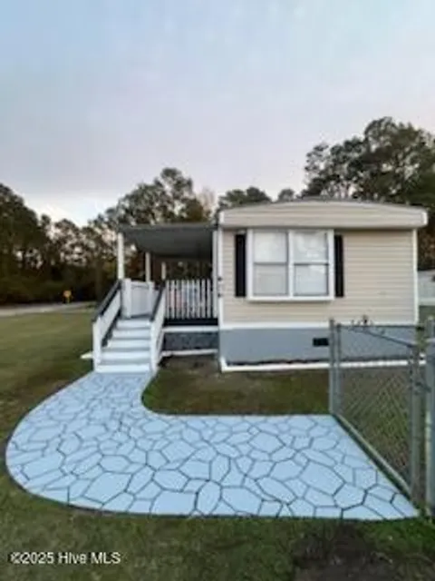MLS: 100482083