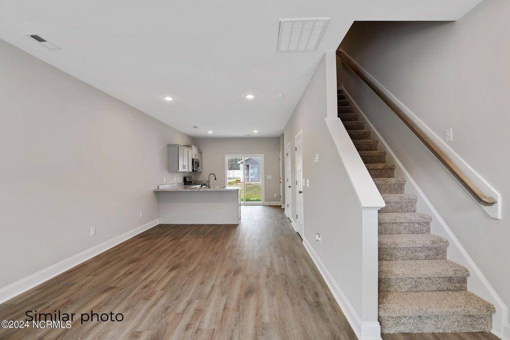 Photo of 141 Loren Road, Hubert, NC 28539 (MLS # 100530997)