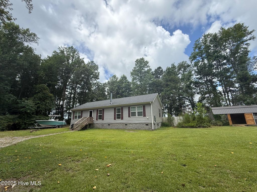 Photo of 153 Country Club Lane, Newport, NC 28570 (MLS # 100520634)