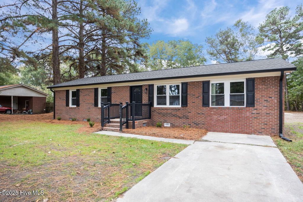 Photo of 1973 King Drive, Greenville, NC 27834 (MLS # 100537418)
