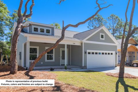 A home in Oak Island