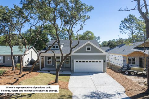 A home in Oak Island