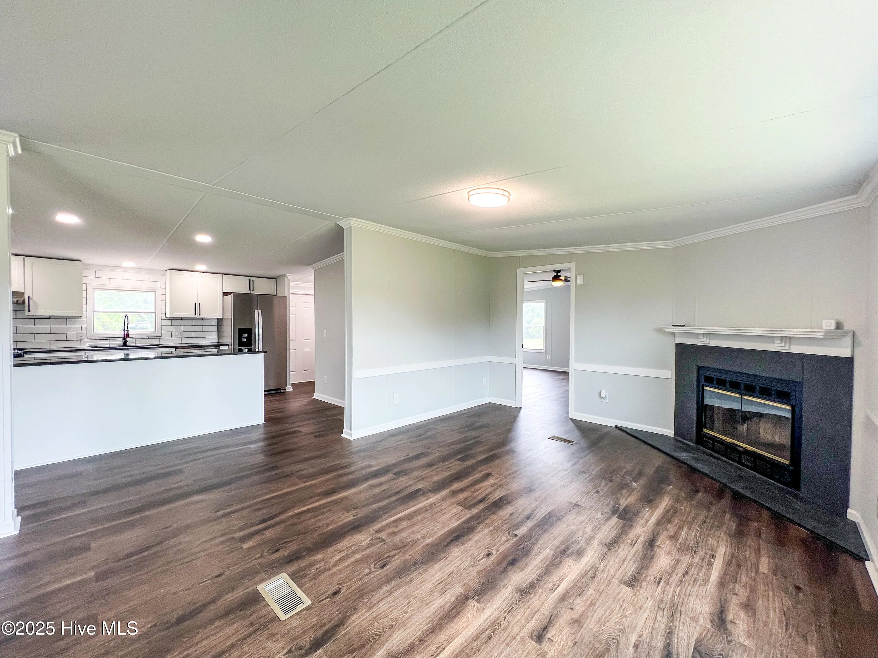 Harrells, North Carolina 28444, United States, 3 Bedrooms Bedrooms, ,3 BathroomsBathrooms,Residential,Pending,183184