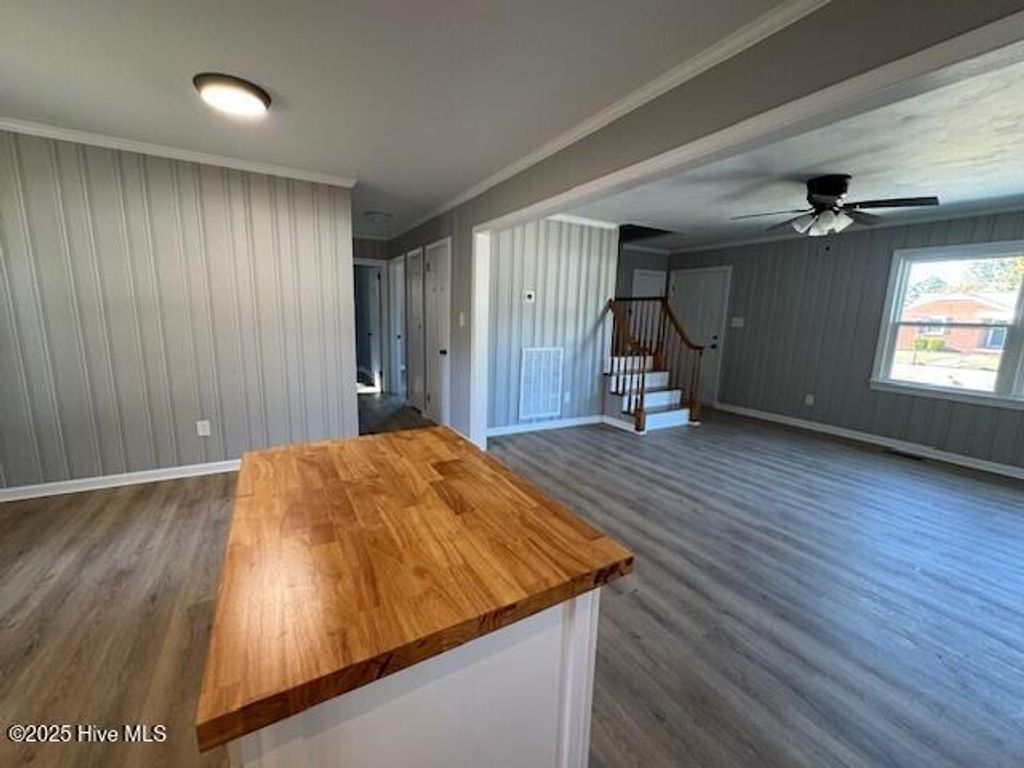 Photo of 507 Woodland Drive, Murfreesboro, NC 27855 (MLS # 100542986)