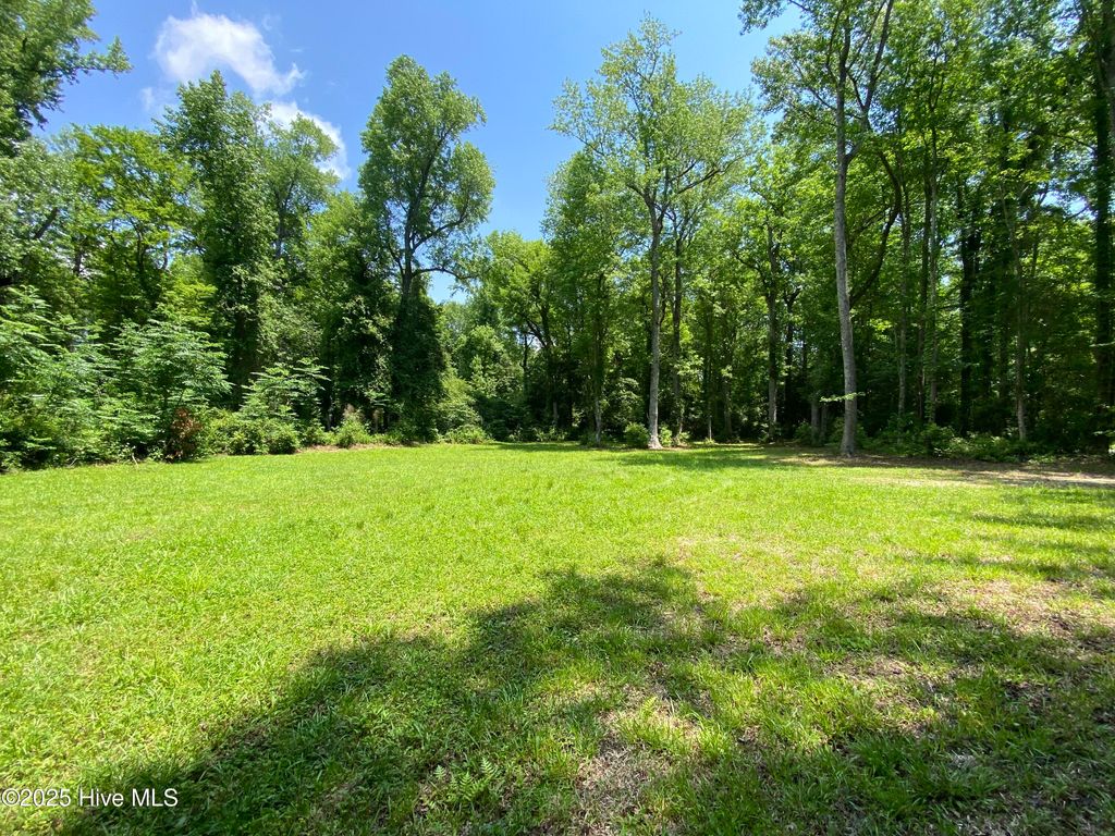 Photo of 140 Country Club Lane, Newport, NC 28570 (MLS # 100507746)